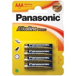 4 AAA ALKALINE PANASONIC BATTERIES